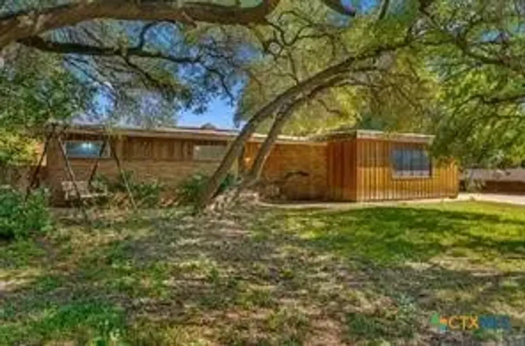 4337 Cedar Mountain Drive, Waco