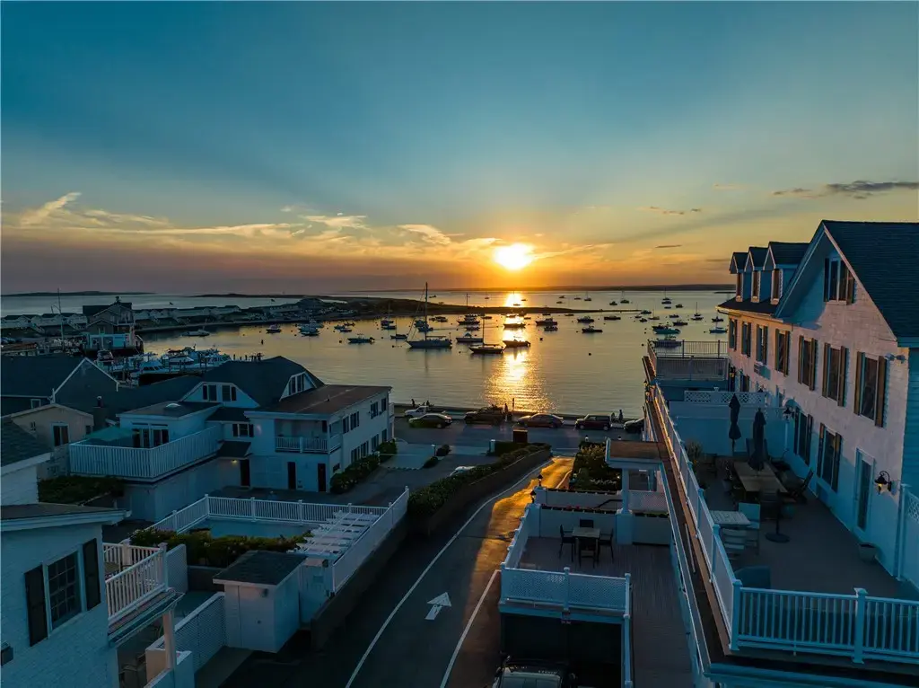 38 Bay St # W301, Westerly