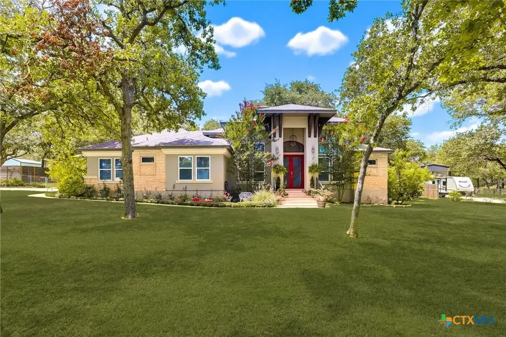300 Cibolo Ridge Drive, La Vernia