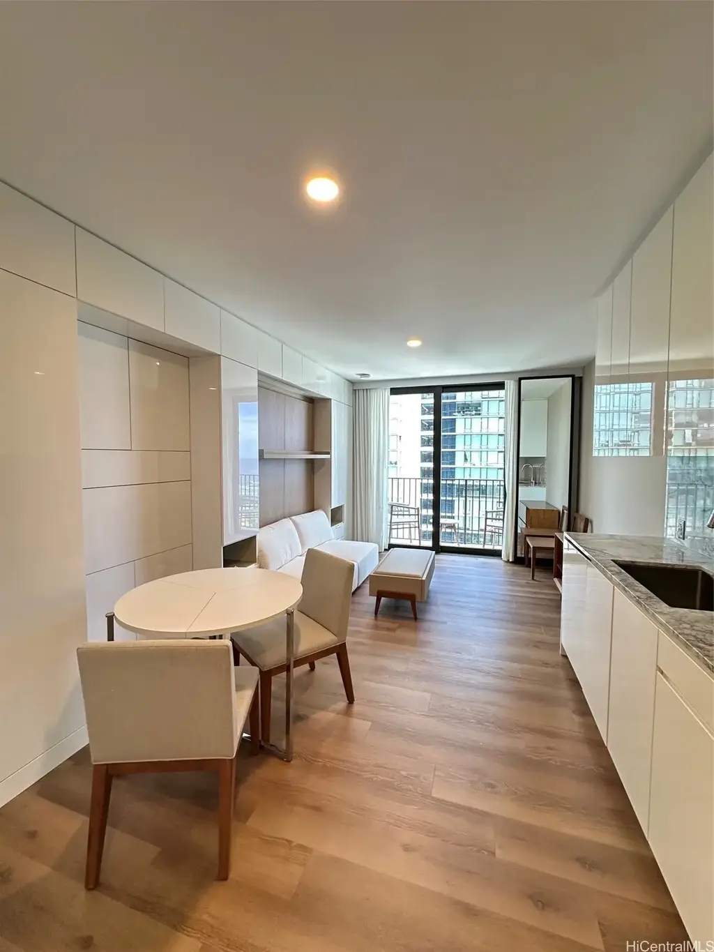 987 Queen Street # 3008, Honolulu