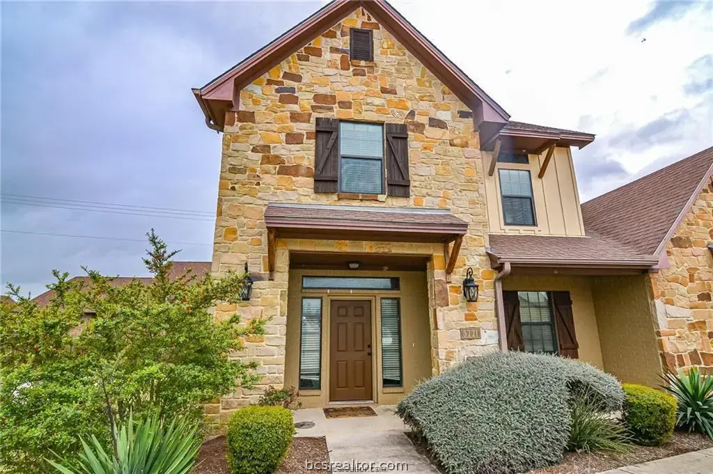 3221 Sergeant Drive, College Station