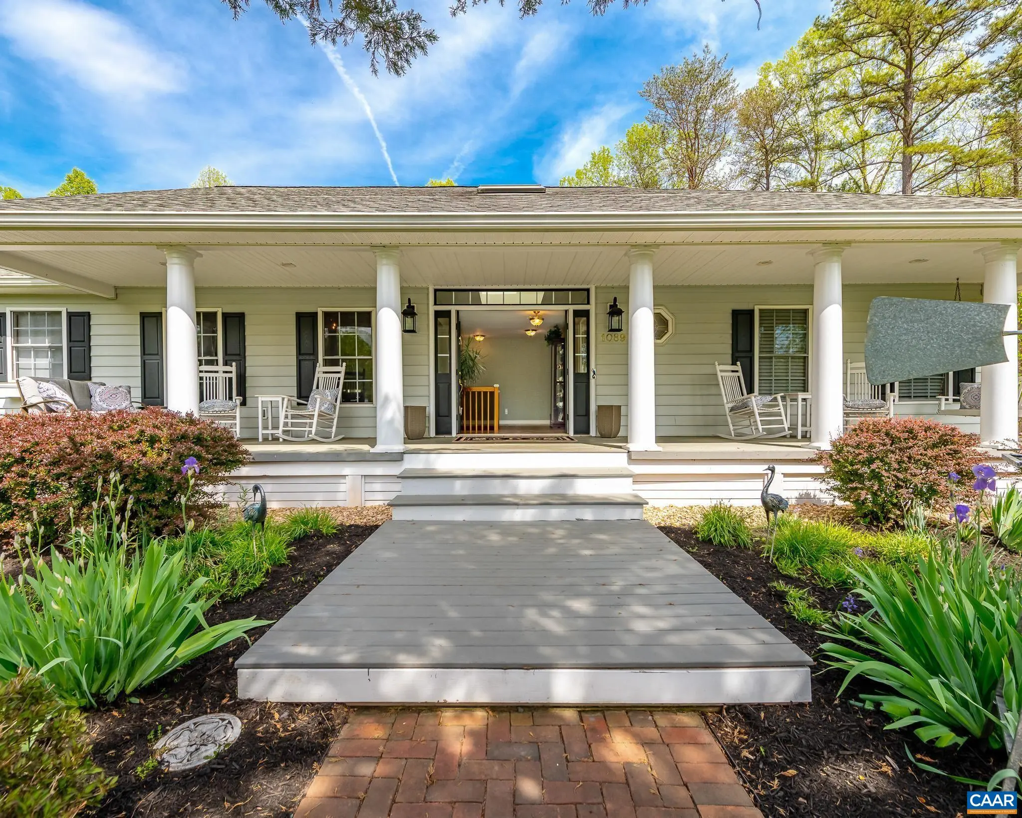 1089 Broken Island Rd, Palmyra