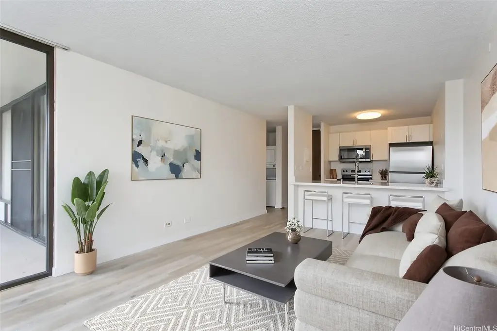 (unit #8b) 98-500 Koauka Loop, Aiea