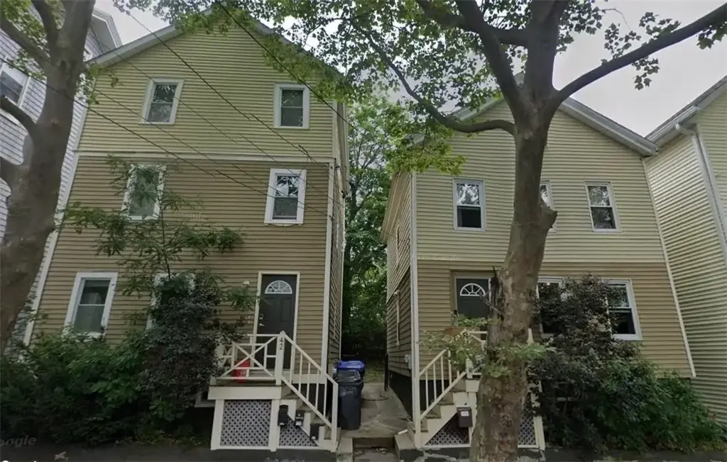 42 East Transit St, Providence
