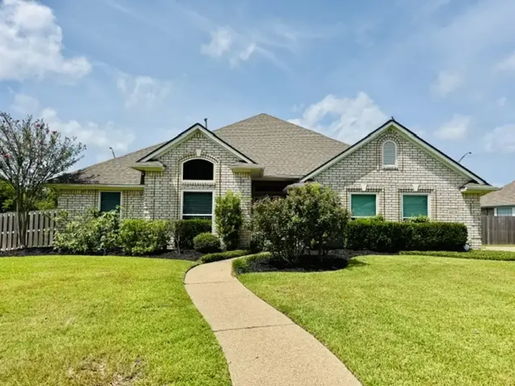 4608 Caddie Court, College Station