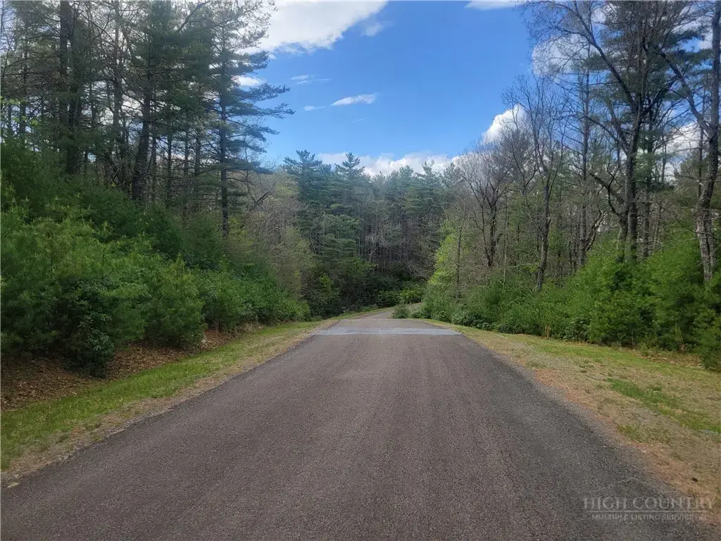 Tbd Pine Chase, Glade Valley