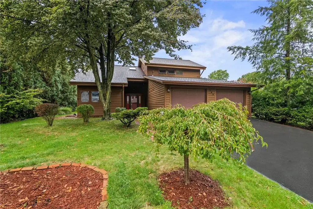 195 Jonathan Place, Hermitage