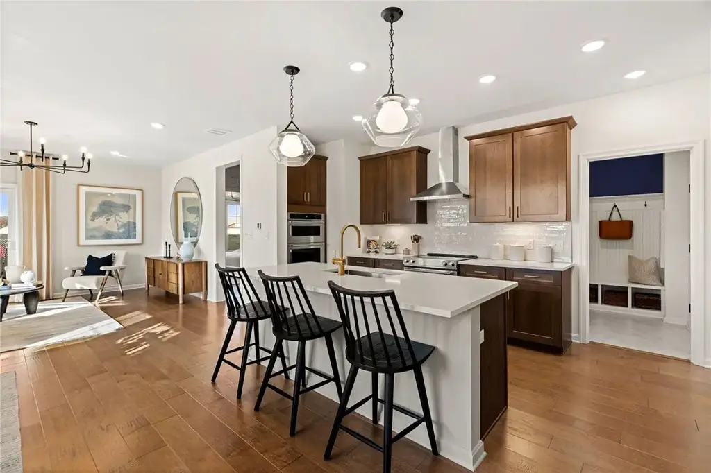 66 East Point Dr # 19, East Providence