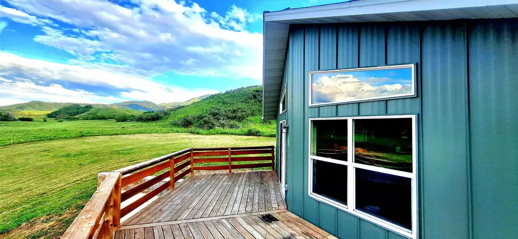 9032 Upper Highwood Creek Road, Highwood
