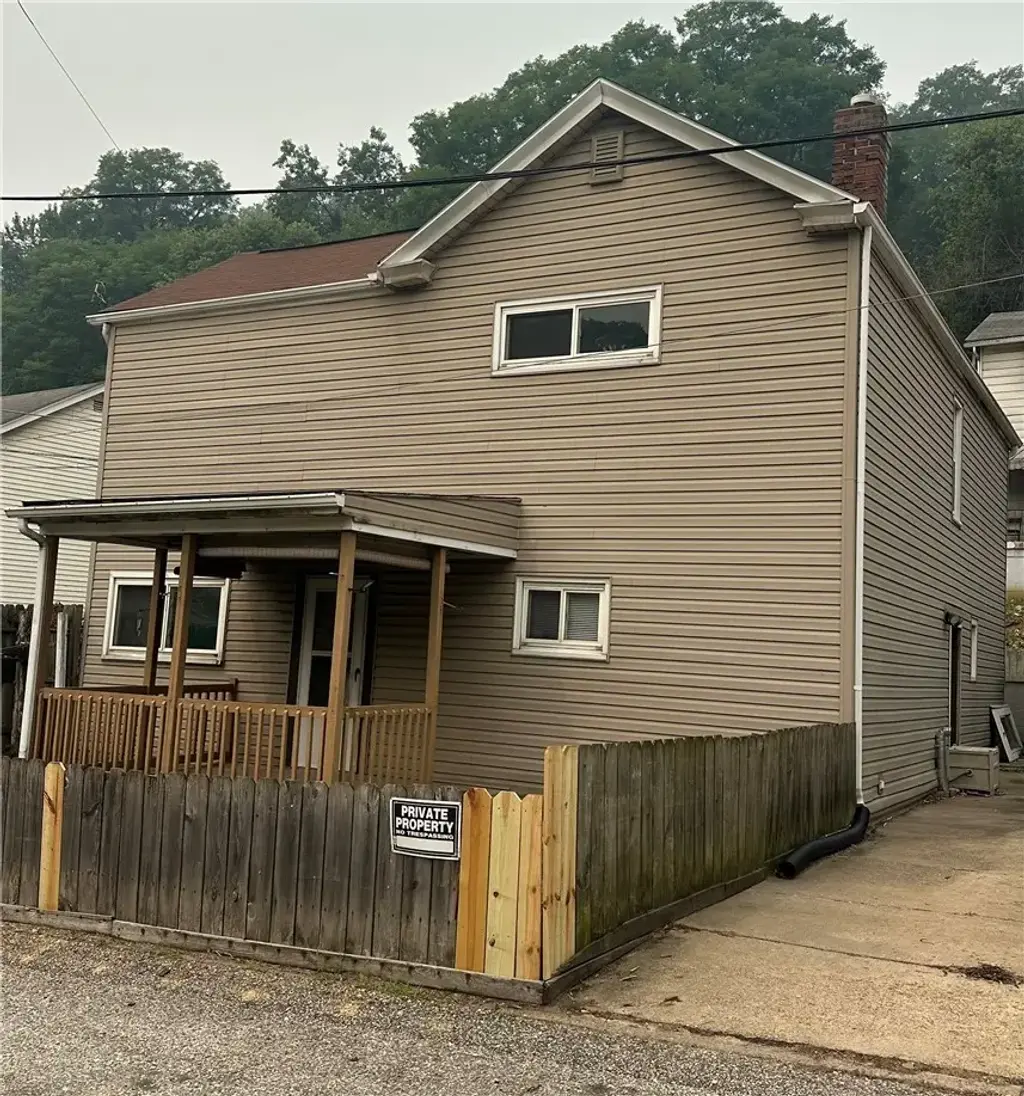 835 Hall Street , Munhall