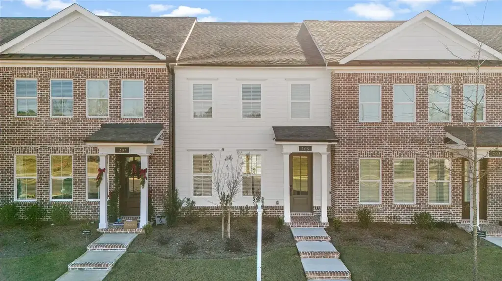 202 Plumage St, Auburn