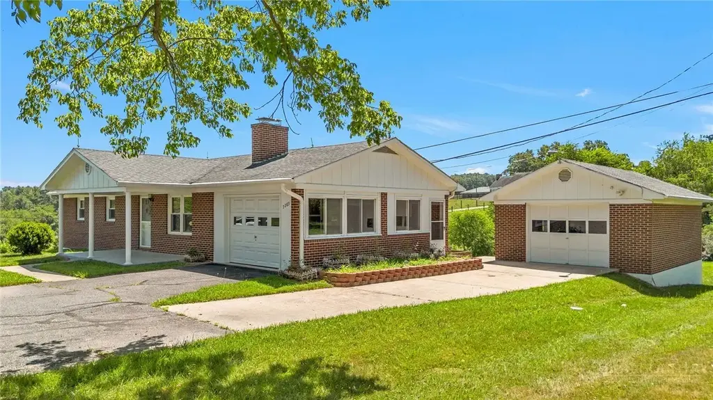 7289 Carrollton Pike, Galax