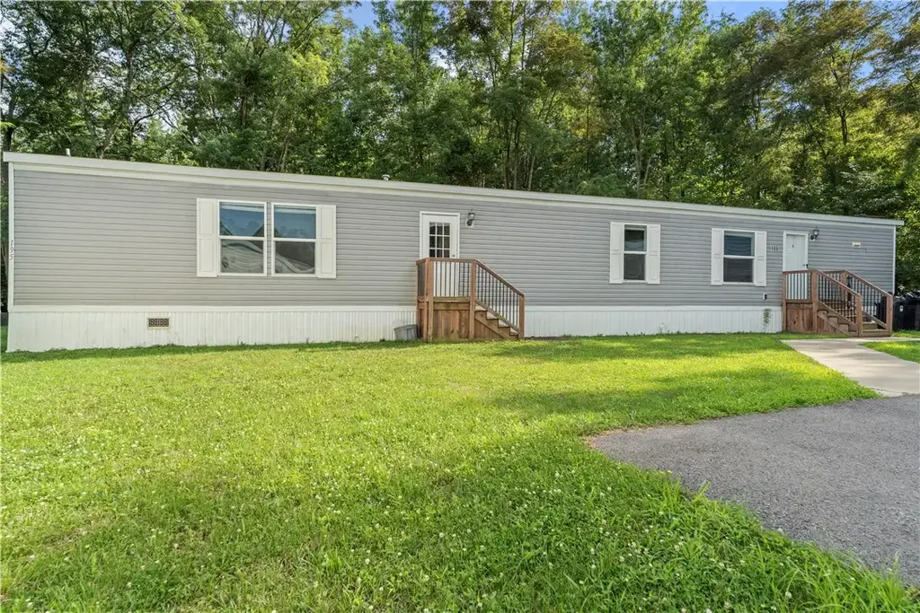 195 Falls Church Road, North Fayette