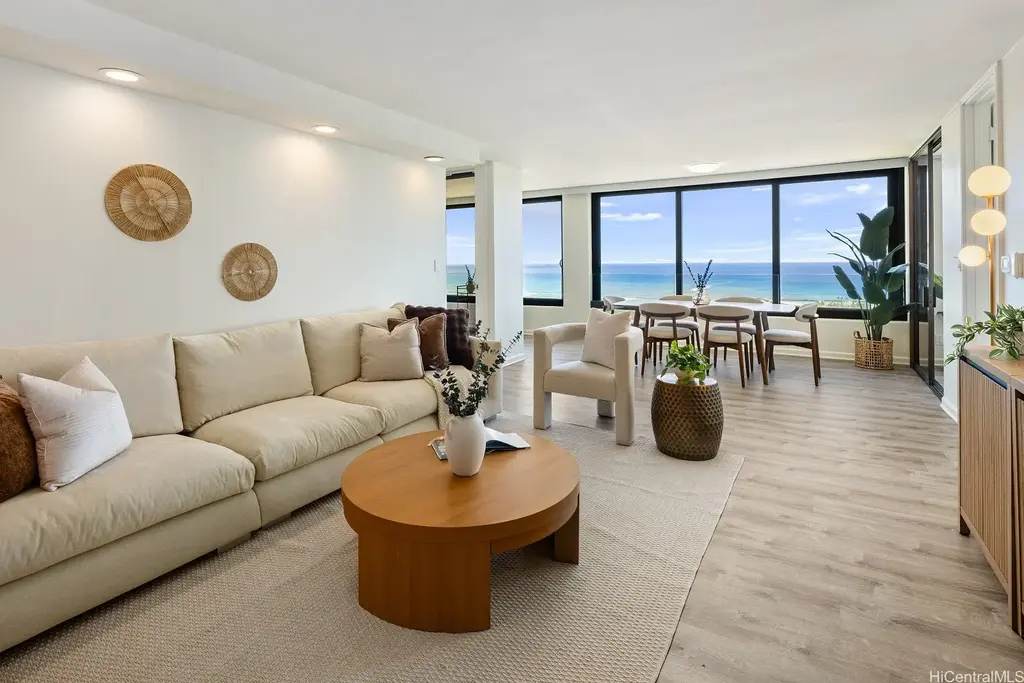 1600 Ala Moana Boulevard # 2808, Honolulu