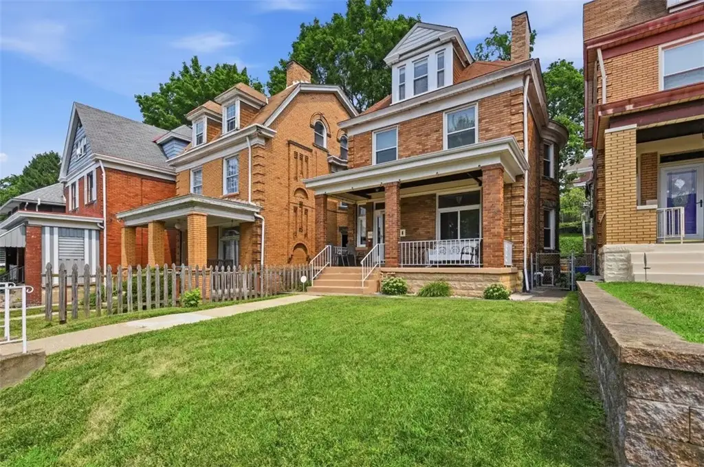 323 Alice Street , Bon Air