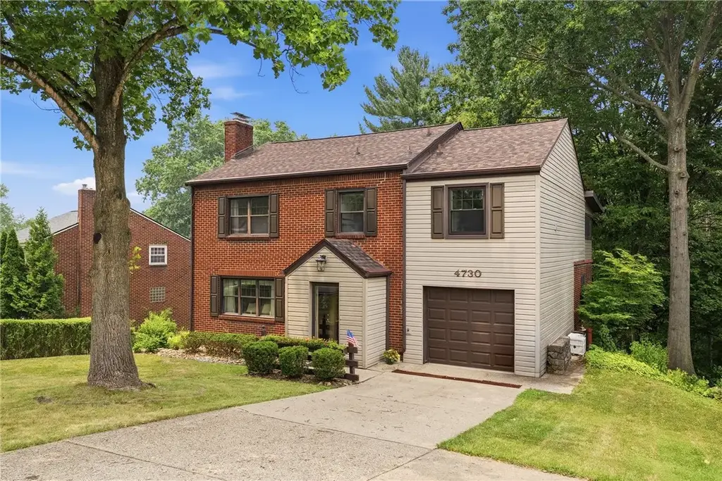 4730 Rolling Hills Road, Whitehall