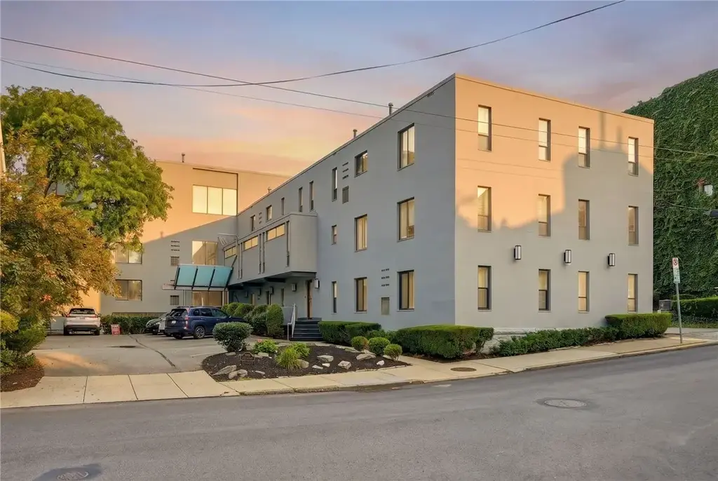 5708 Walnut Street G-1, Shadyside