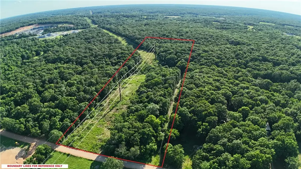 9399 Spring Valley Road, Gravette