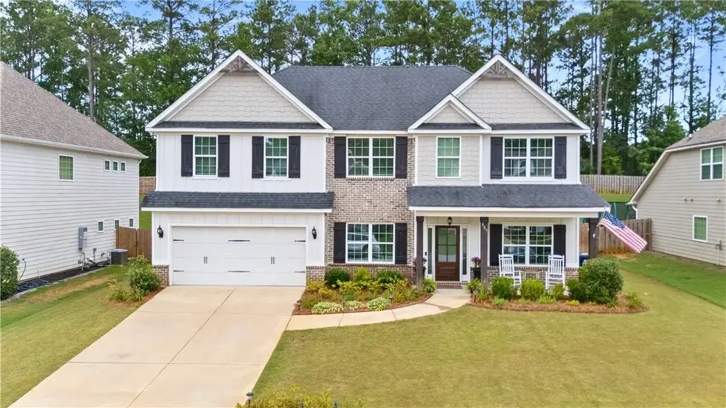 887 W Richland Cir, Auburn