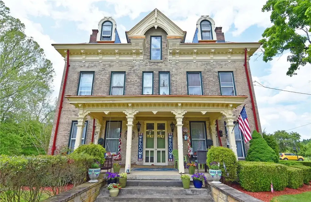 1892 Mcclellandtown Road , German