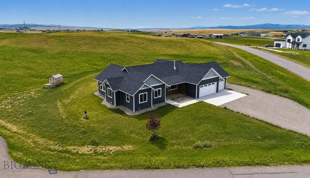 2 Paddlefish Court, Three Forks