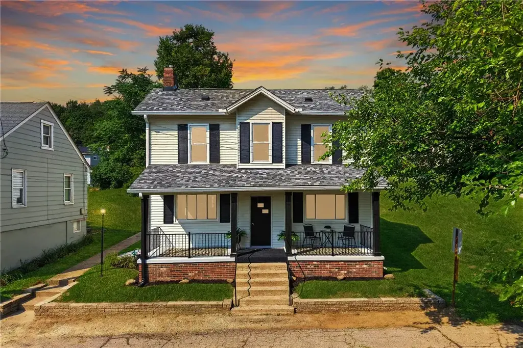 1346 Keim Street , Moon/Crescent