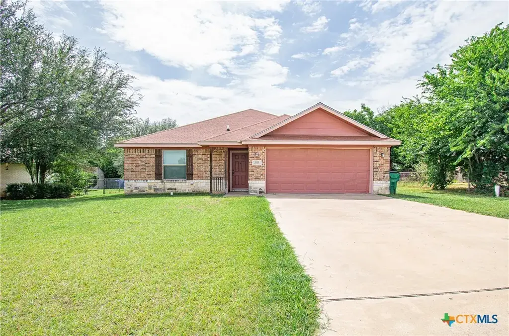 202 Diane Drive, Moody