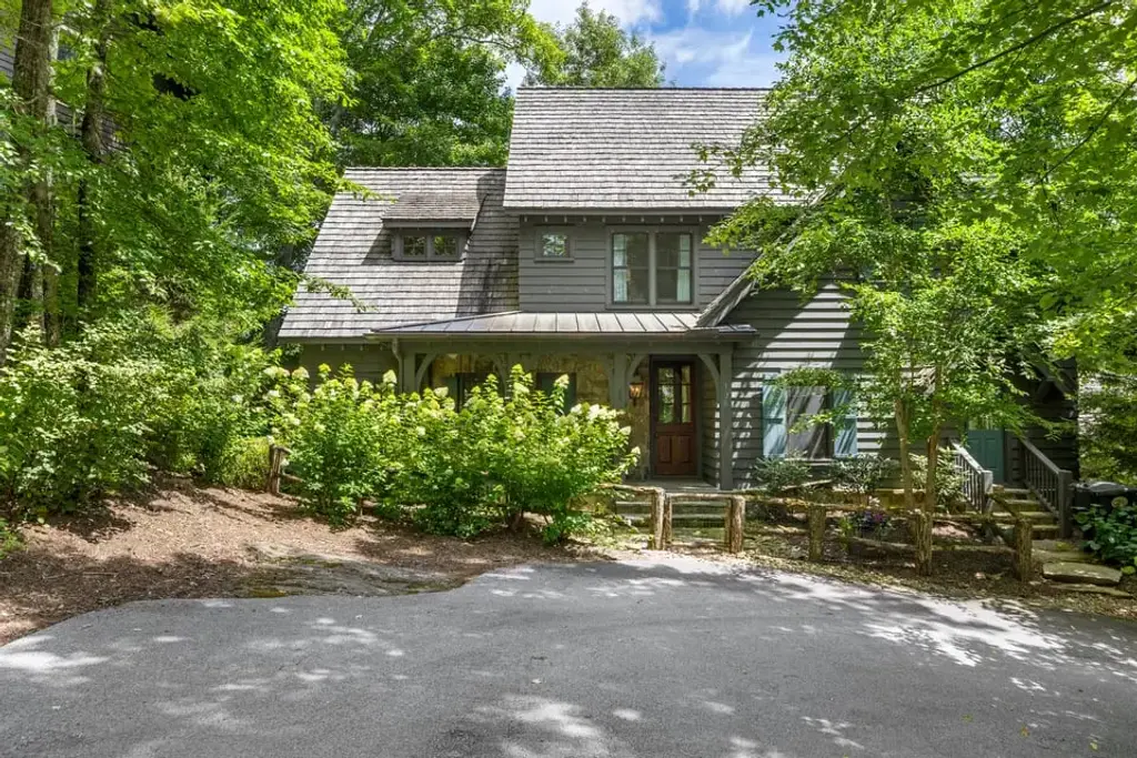 108 Clove Hitch Court, Cashiers