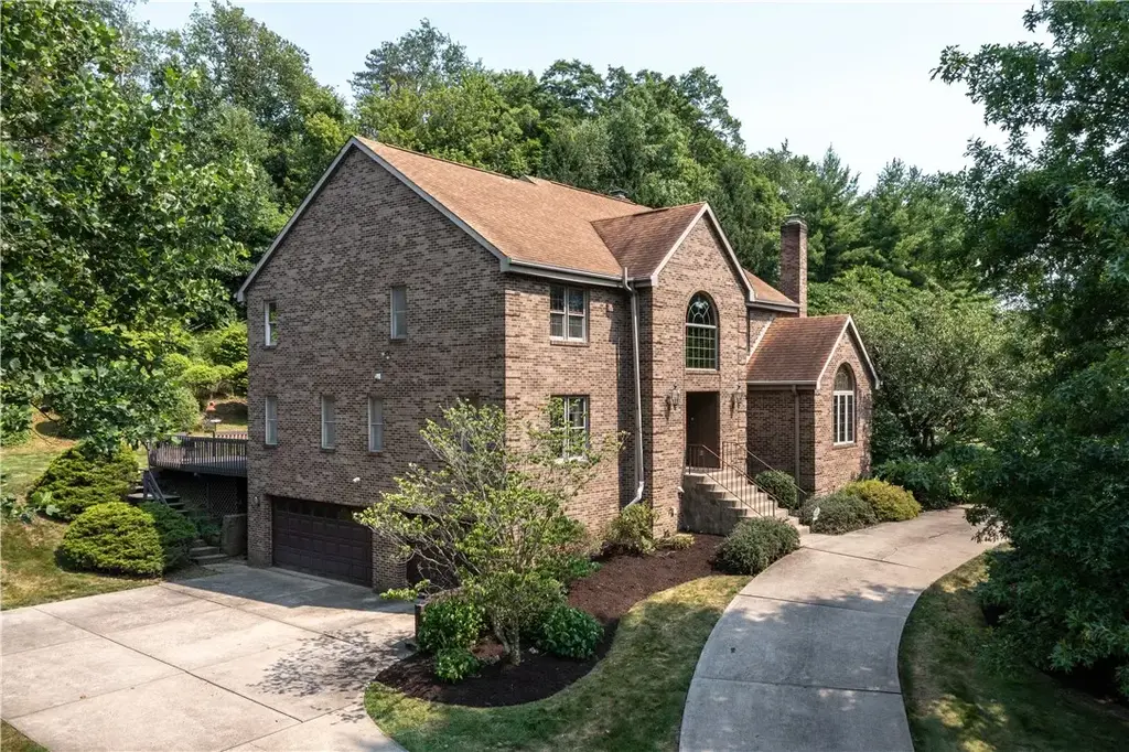 118 Wedgewood Drive , Richland