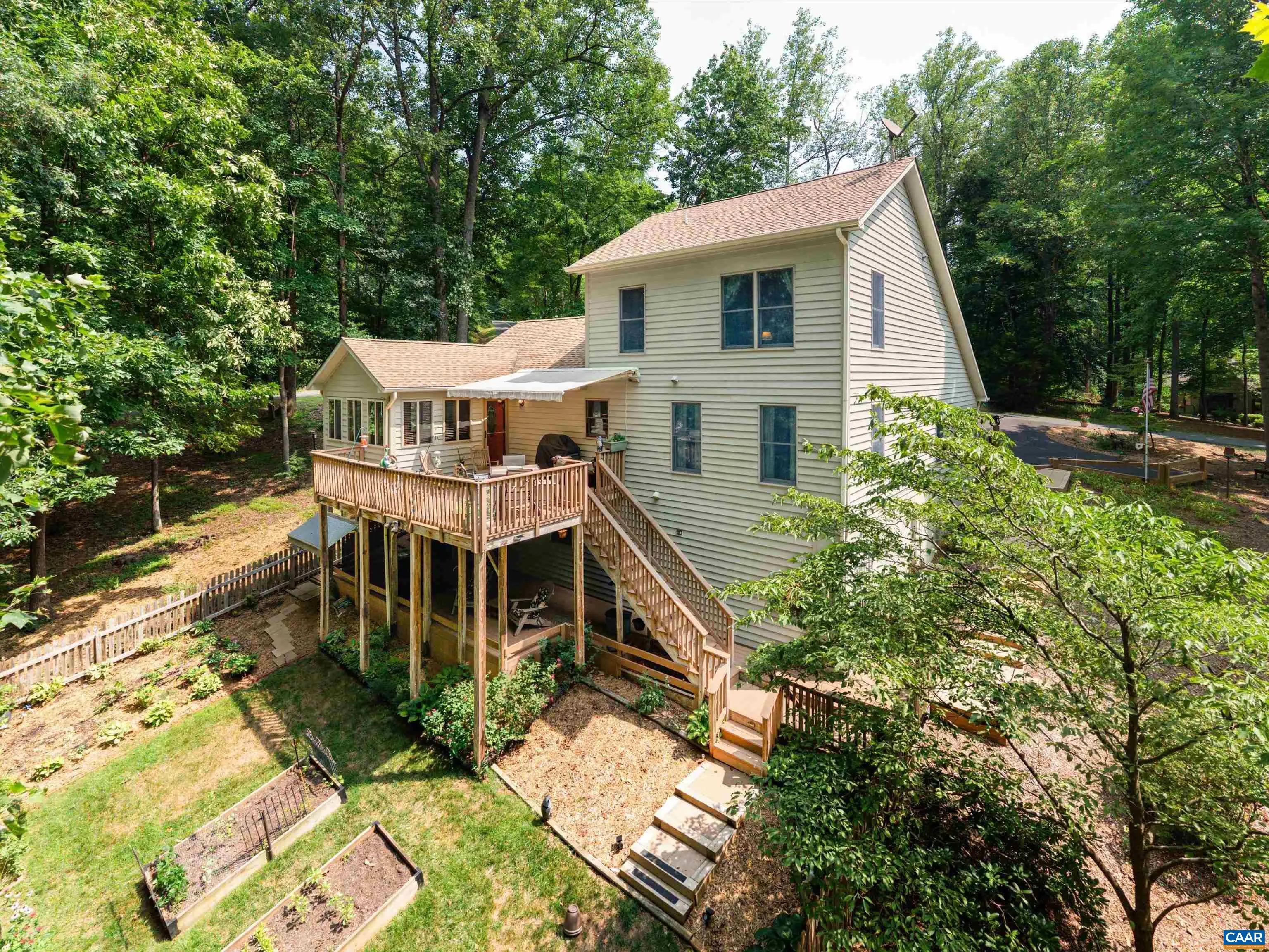 24 Saddleback Knl, Nellysford