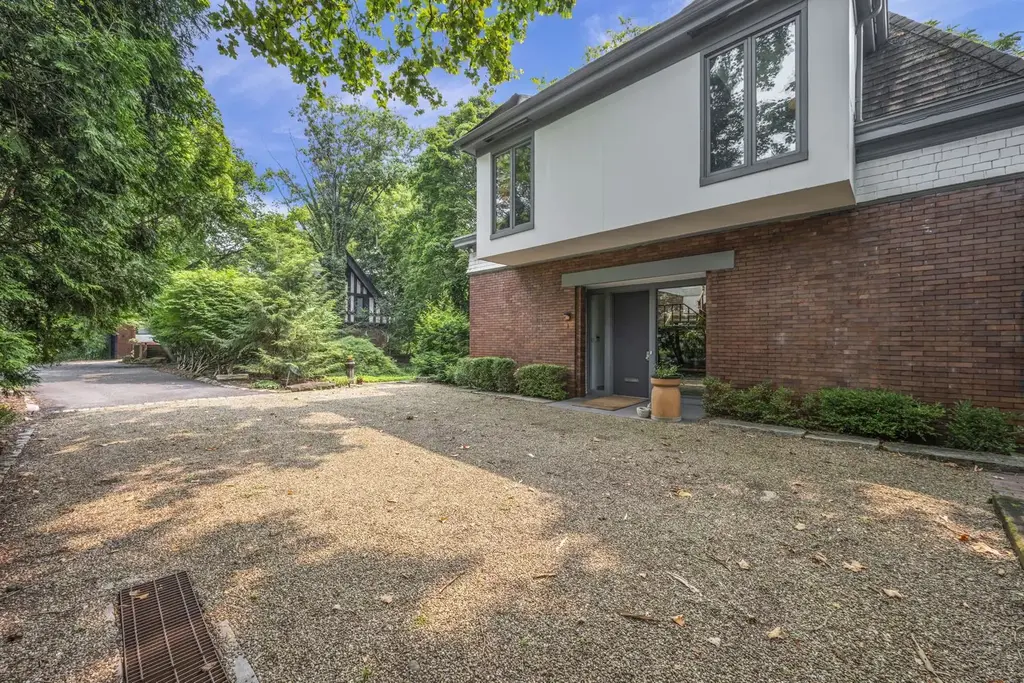 1 Parkton Place, Squirrel Hill