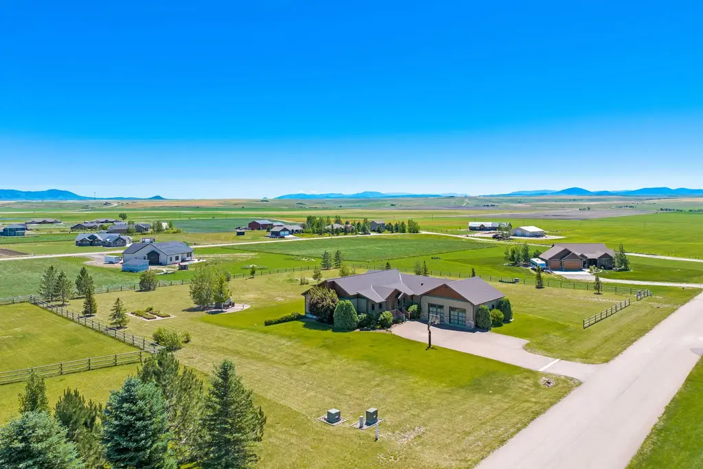 77 Limestone Lane, Great Falls