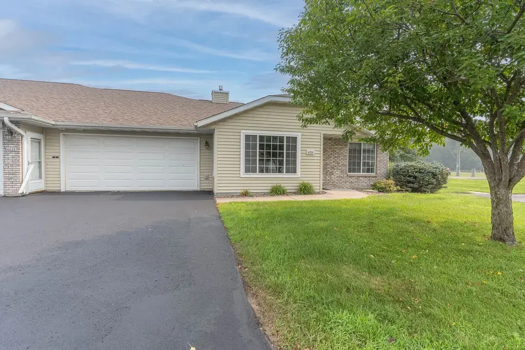 4530 E Robin Meadows Lane, Eau Claire