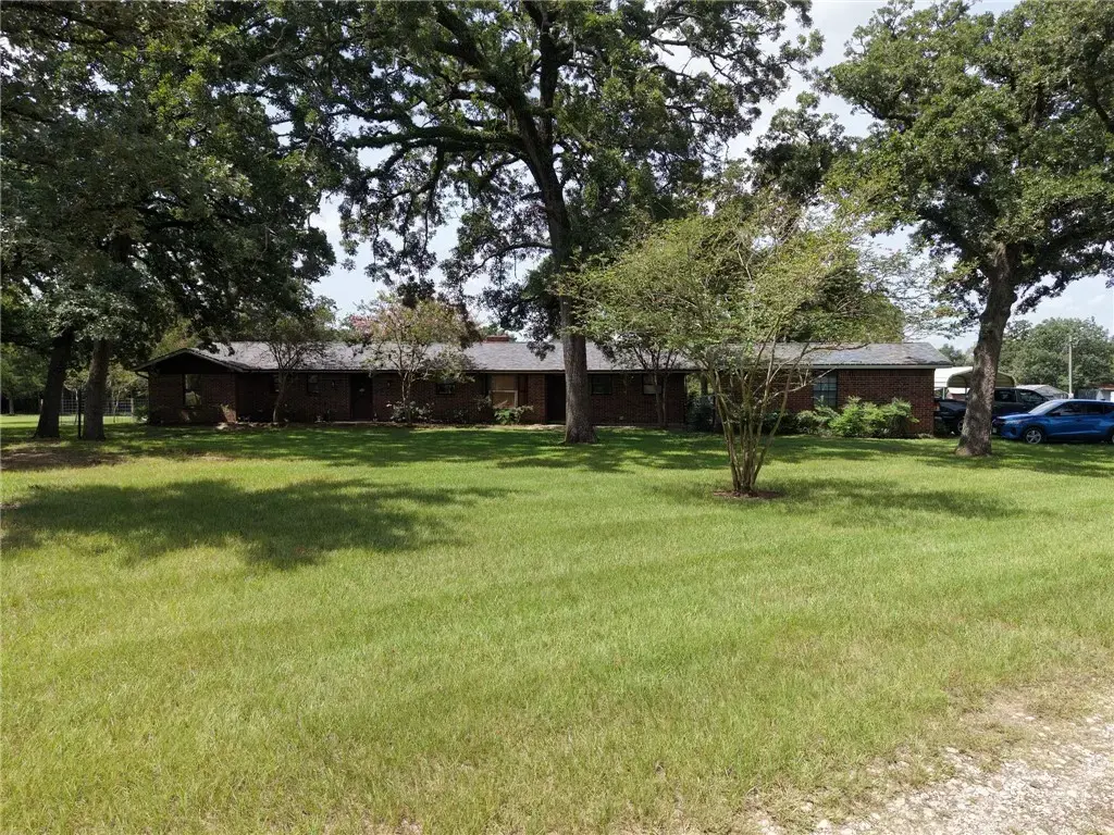 11994 Long Trussel Road, Bryan