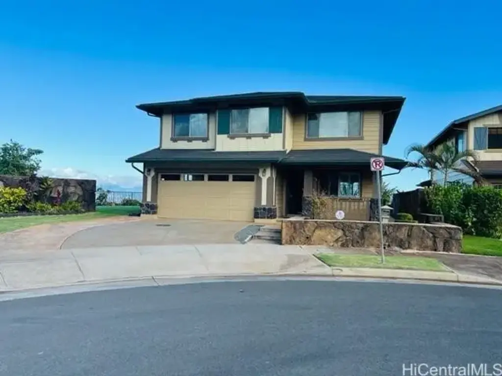 92-1538 Punawainui Street, Kapolei