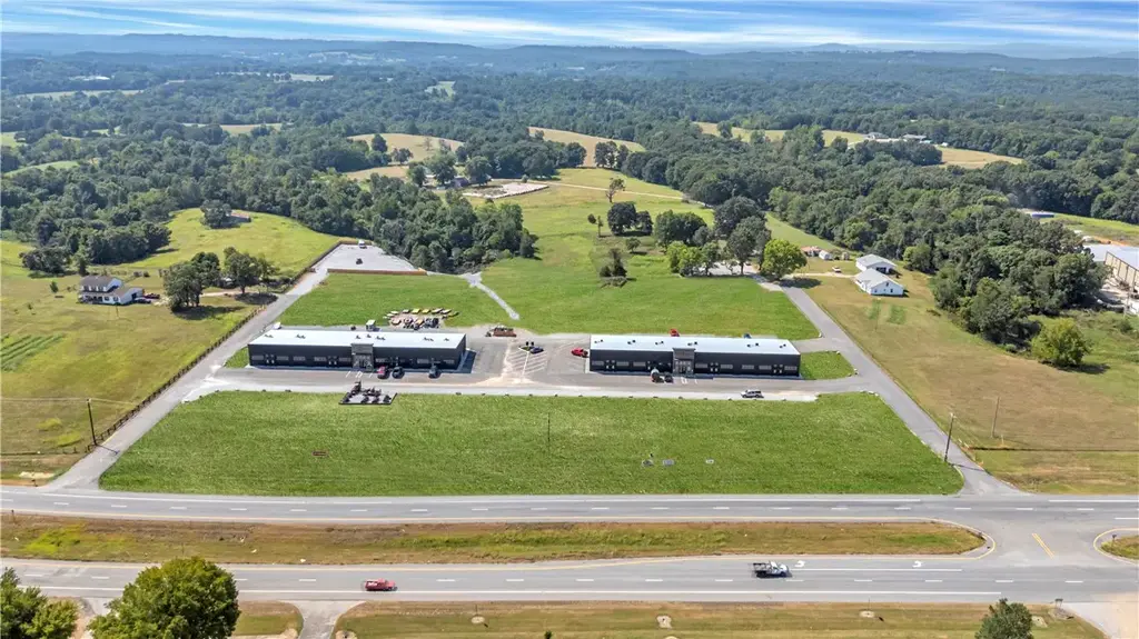 20321 And 20323 E Hwy 412, Springdale