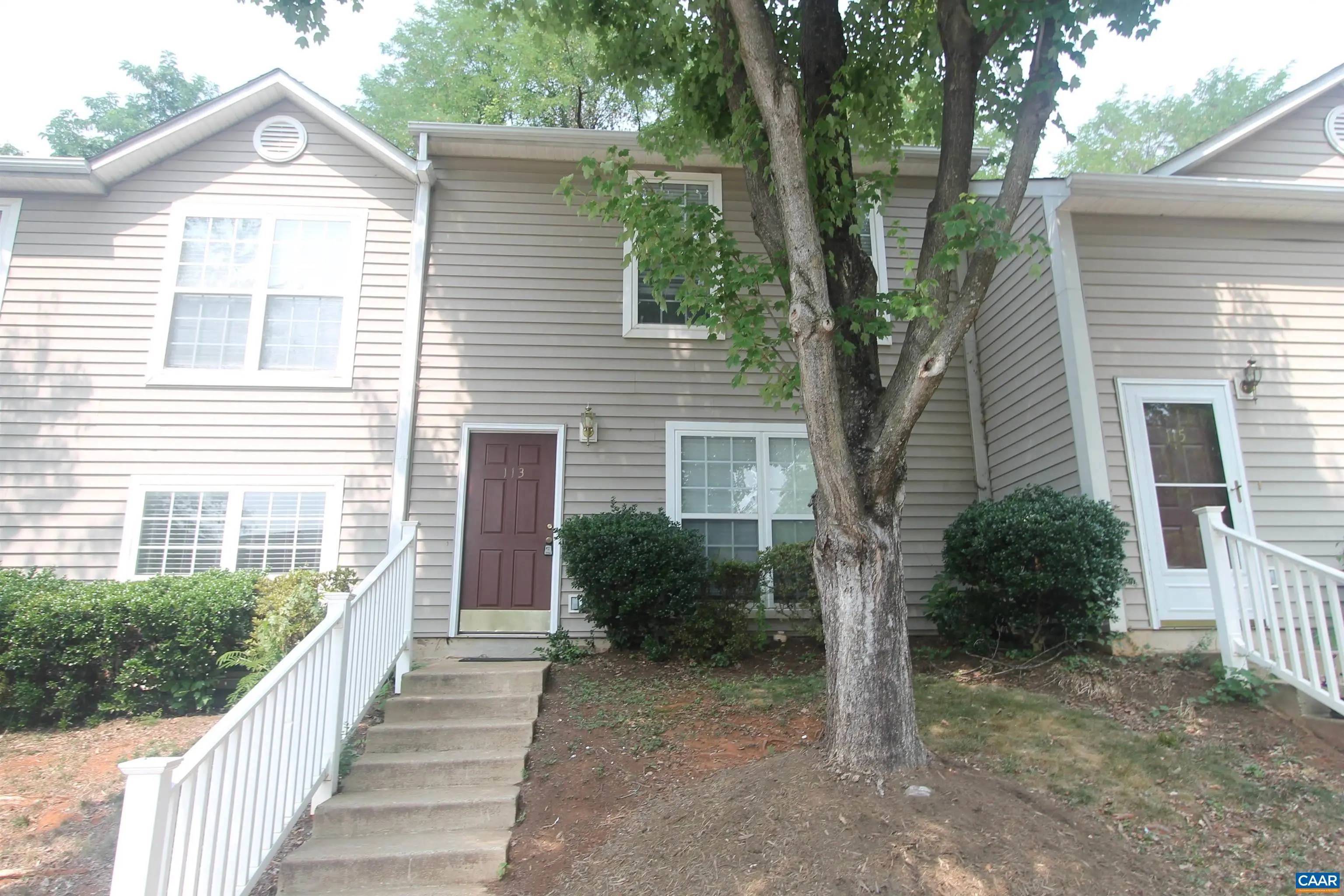 113 Waterbury Ct, Charlottesville