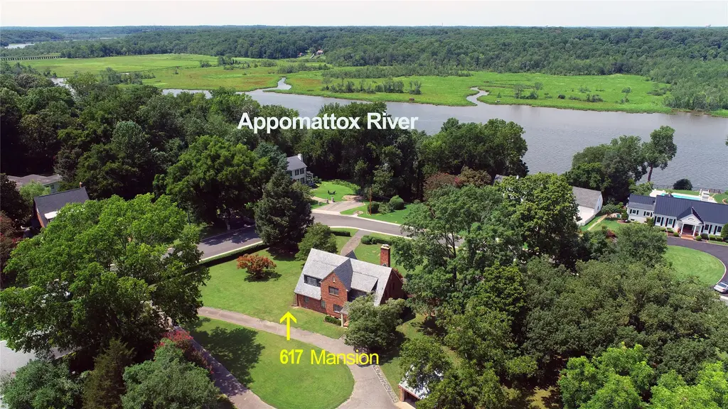 617 Mansion Drive, Hopewell
