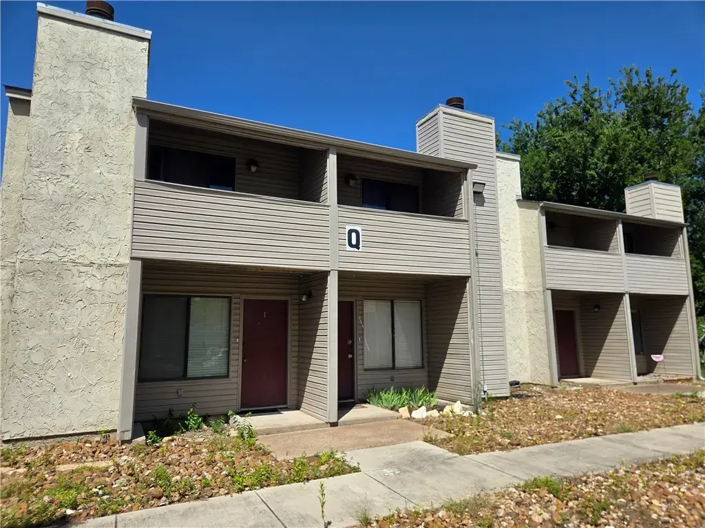 1902 Dartmouth Street Q3, College Station