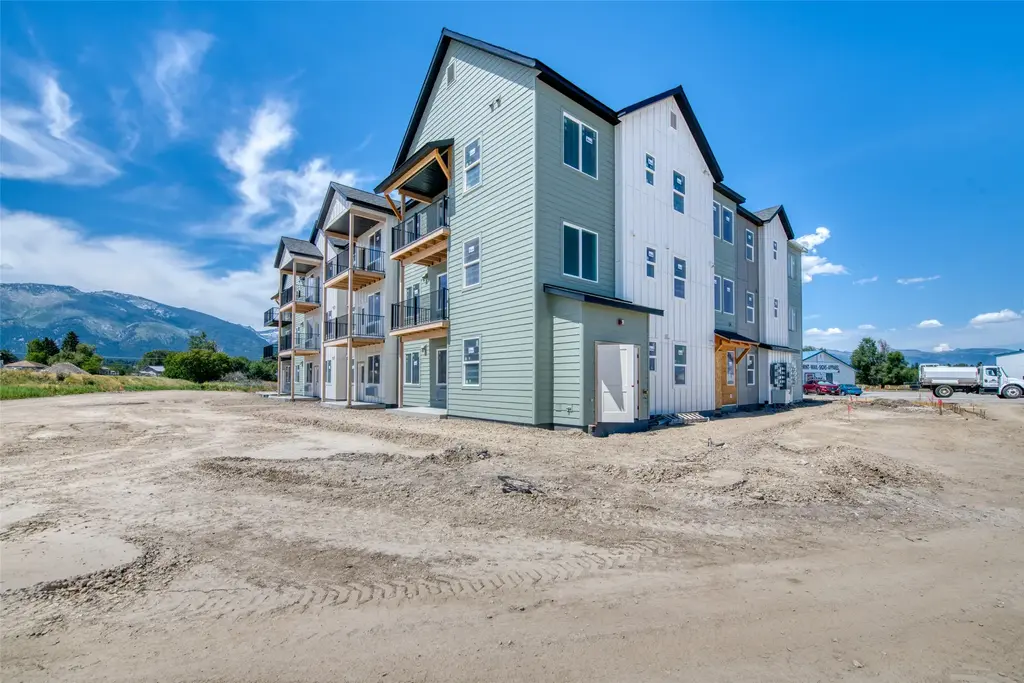 159 Canyon Falls Way 307, Hamilton