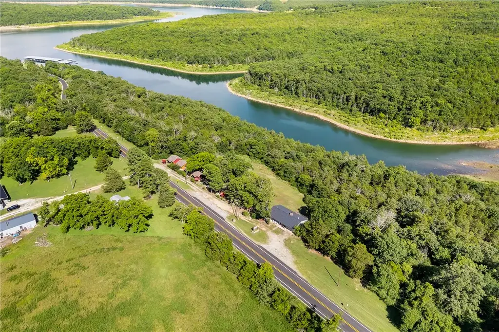 22244 & 22344 & 22364 Hwy 281 N, Lead Hill