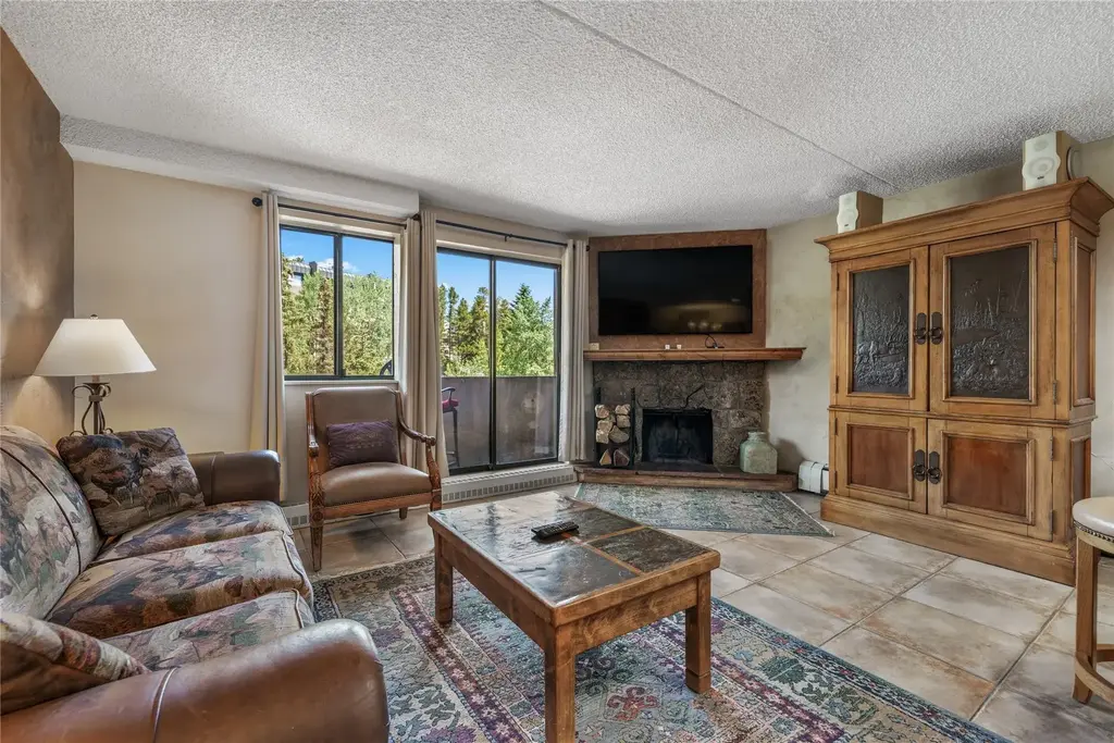 611 Village Road 23180, Breckenridge