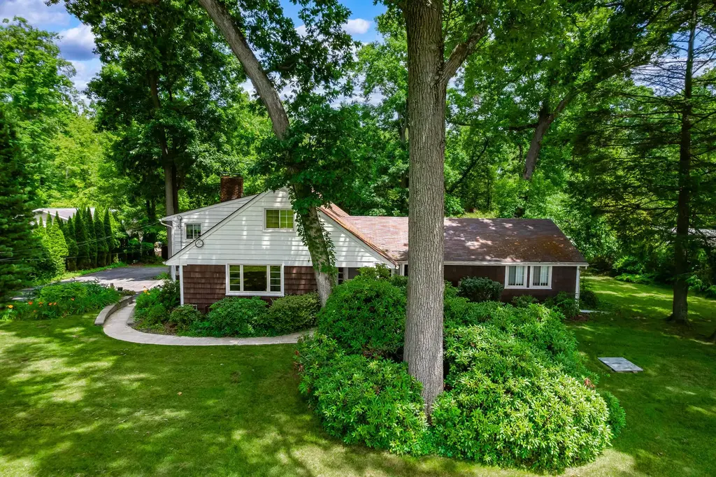 127 Weckerly Road, Penn
