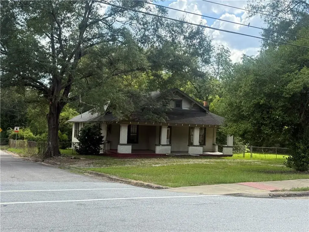 1801 S Railroad Street, Phenix City