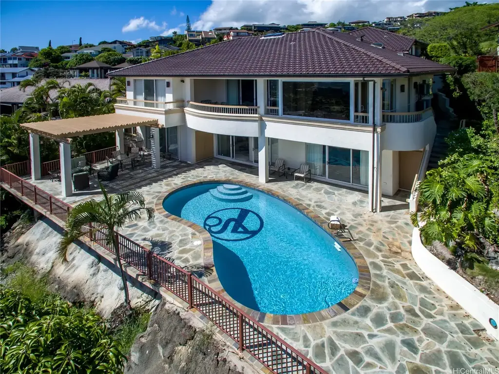 1604 Ihiloa Loop, Honolulu