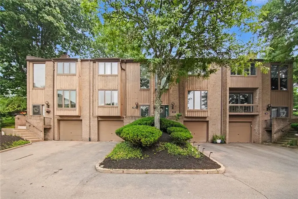 162 Linden Court , Ross