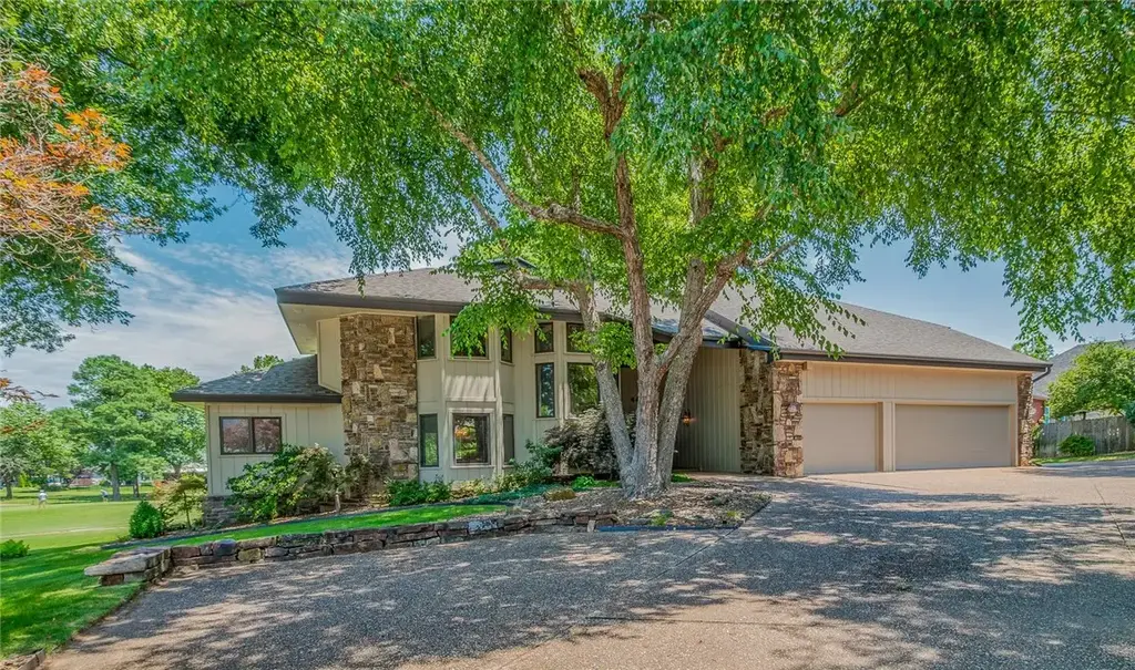 4401 Bogey Drive, Springdale
