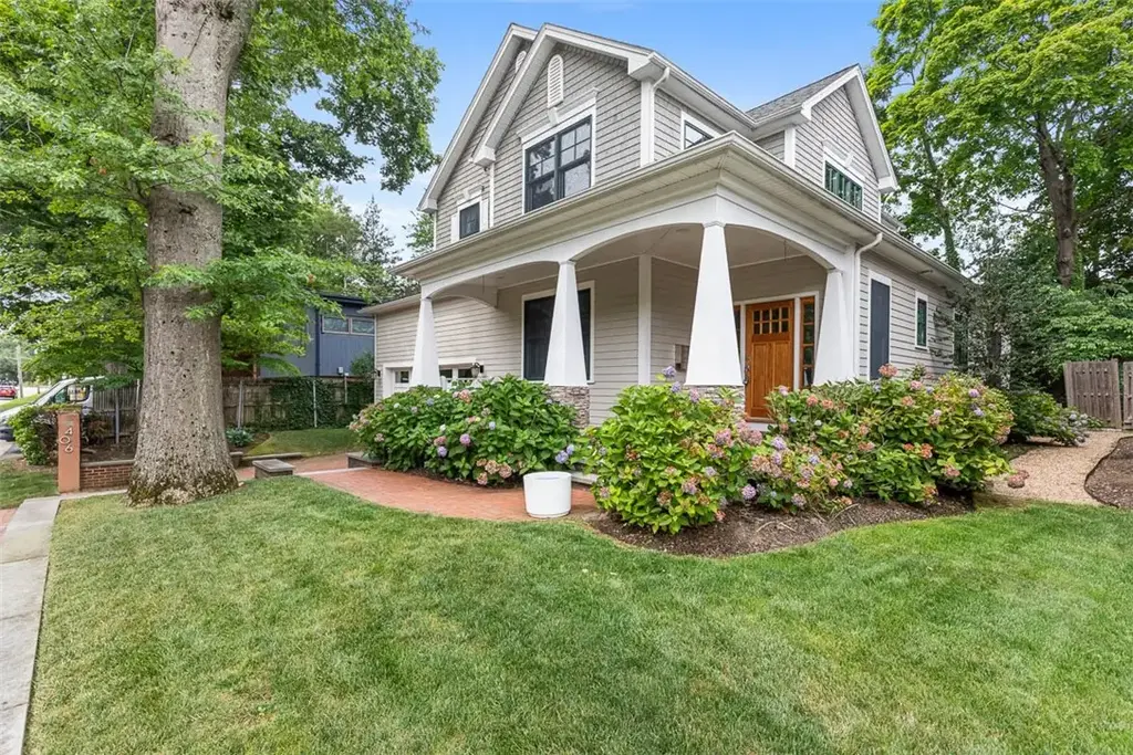 406 Blackstone Blvd, Providence