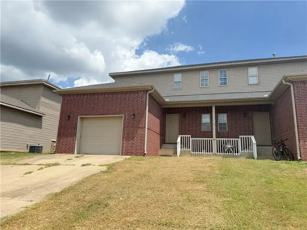603 Sw Loudon Drive 1, Bentonville