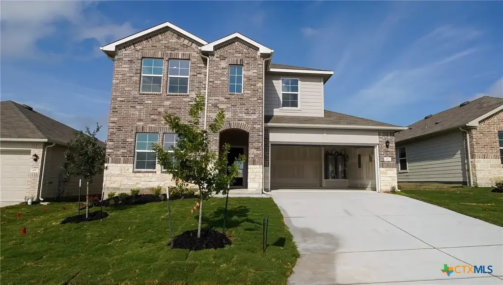 472 Desert Willow, Seguin